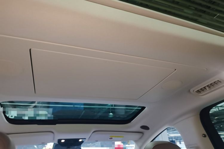 Used Li Auto i8 2025 Model Standard Version Headliner