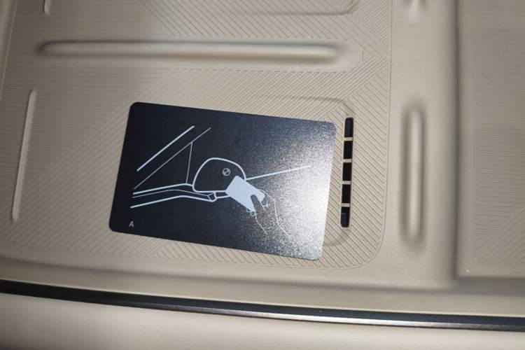 Used Li Auto i8 2025 Model Standard Version Interior 1