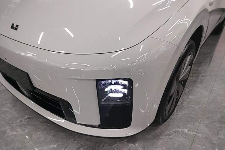 Used Li Auto i8 2025 Model Standard Version Left Front Headlight