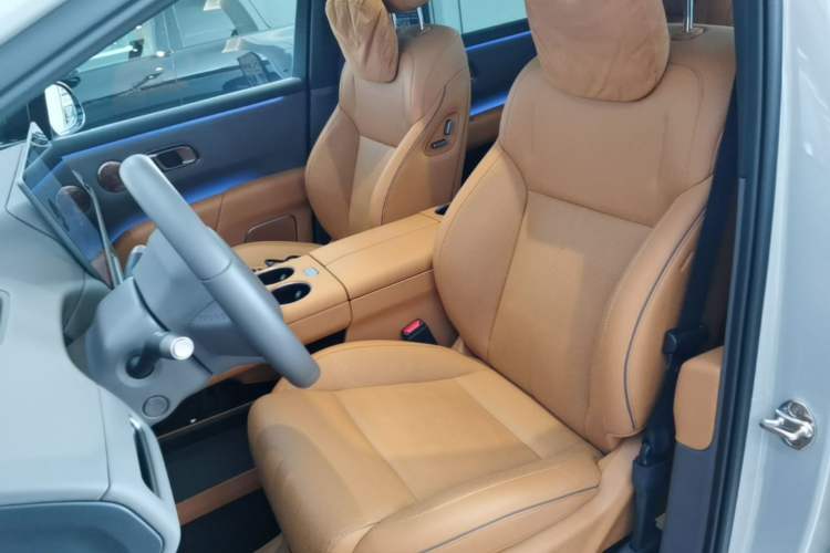 Used Li Auto i8 2025 Model Standard Version Left Front Seat
