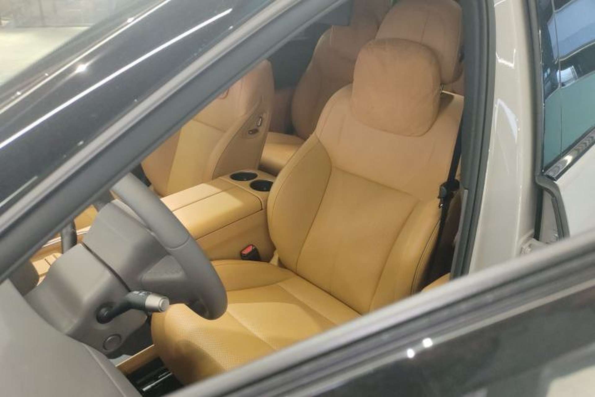 Used Li Auto i8 2025 Model Standard Version Left Front Seat