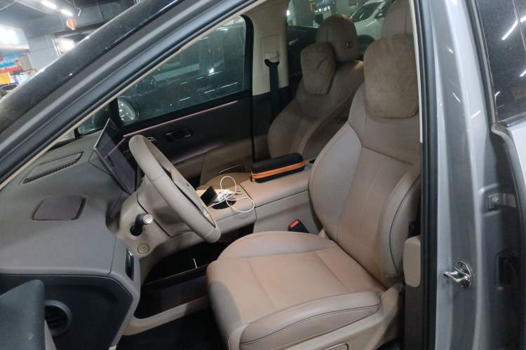 Used Li Auto i8 2025 Model Standard Version Left Front Seat