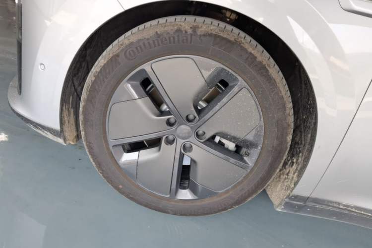 Used Li Auto i8 2025 Model Standard Version Left Front Wheel Hub