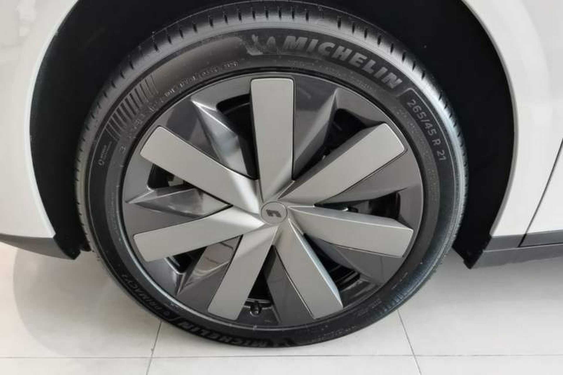 Used Li Auto i8 2025 Model Standard Version Left Front Wheel Hub