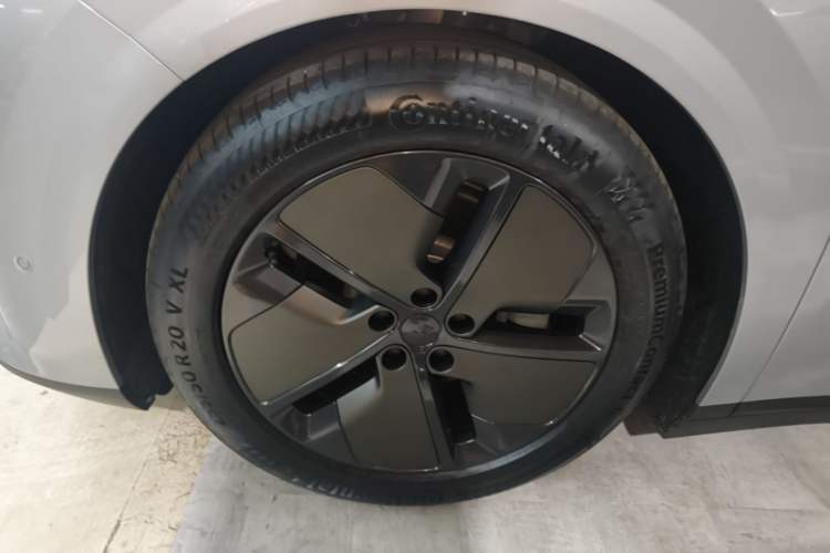 Used Li Auto i8 2025 Model Standard Version Left Front Wheel Hub