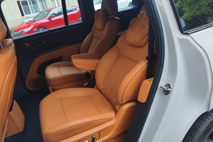 Used Li Auto i8 2025 Model Standard Version Left Rear Seat