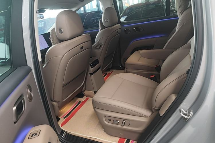 Used Li Auto i8 2025 Model Standard Version Left Rear Seat