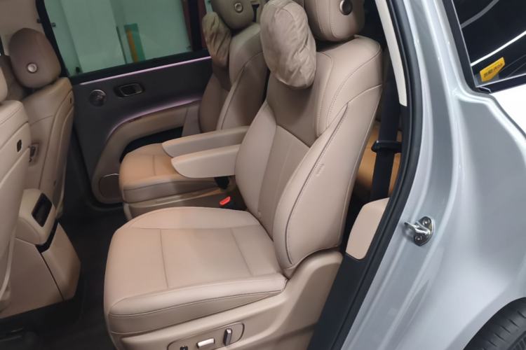 Used Li Auto i8 2025 Model Standard Version Left Rear Seat