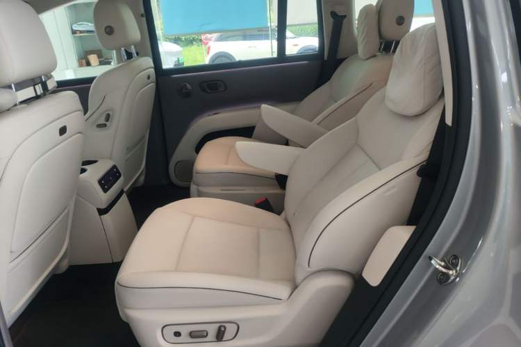 Used Li Auto i8 2025 Model Standard Version Left Rear Seat