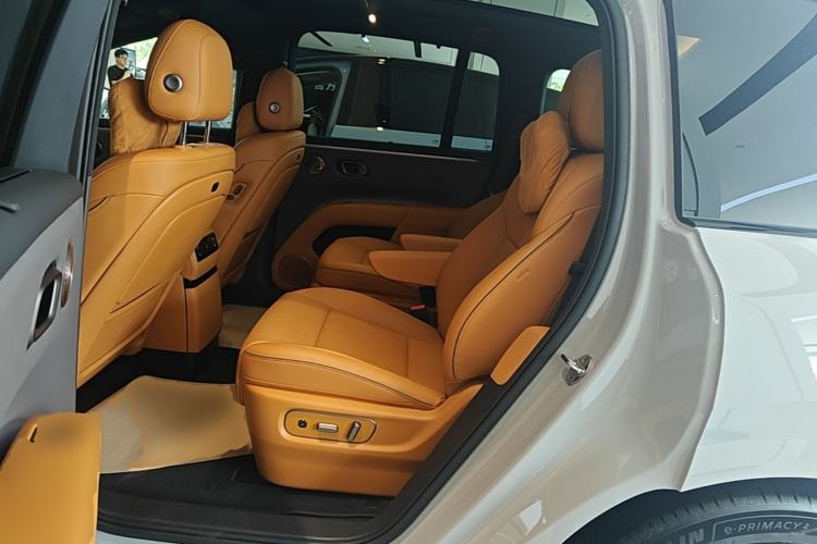 Used Li Auto i8 2025 Model Standard Version Left Rear Seat
