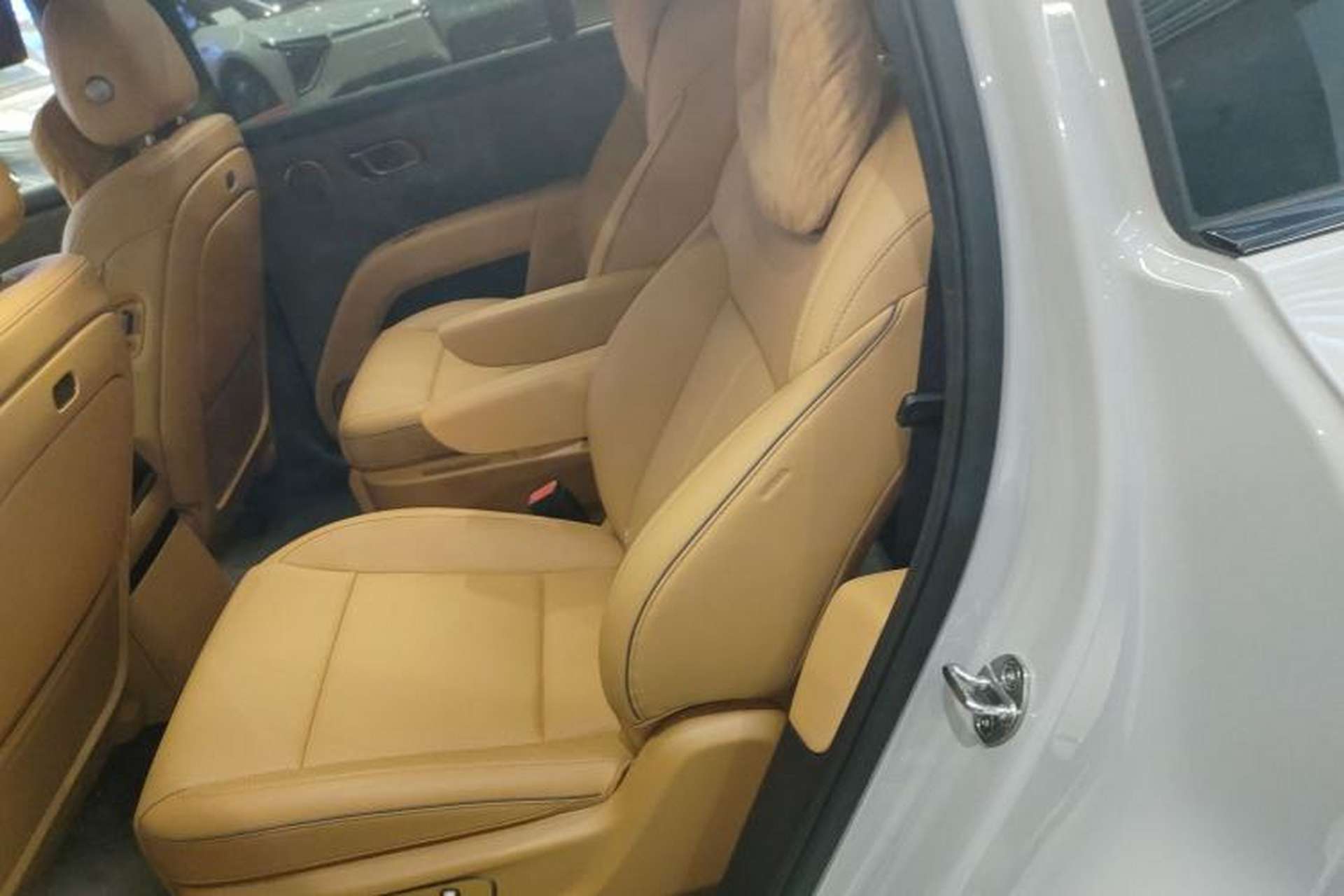 Used Li Auto i8 2025 Model Standard Version Left Rear Seat