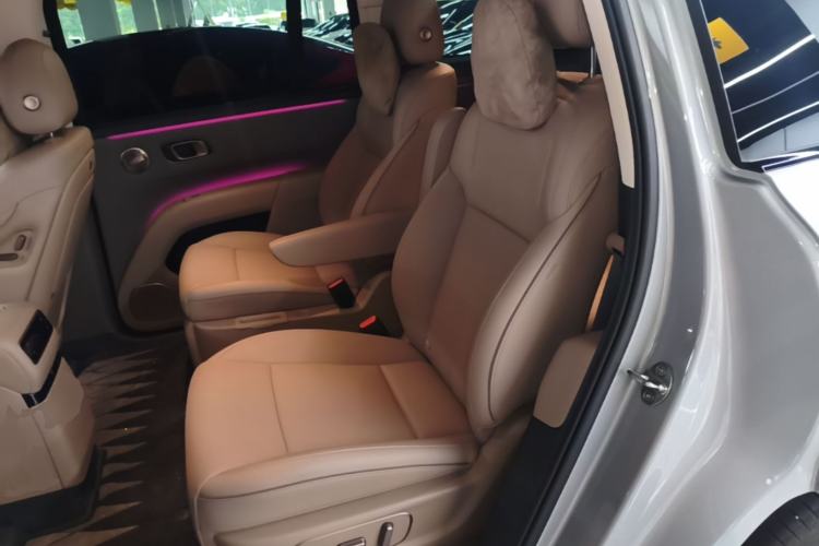 Used Li Auto i8 2025 Model Standard Version Left Rear Seat