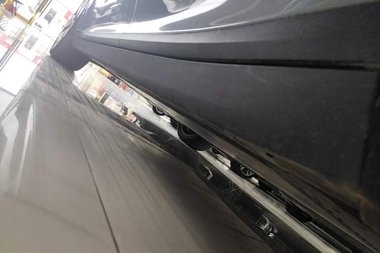 Used Li Auto i8 2025 Model Standard Version Left Side Sill