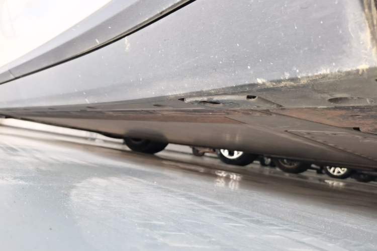 Used Li Auto i8 2025 Model Standard Version Left Side Sill