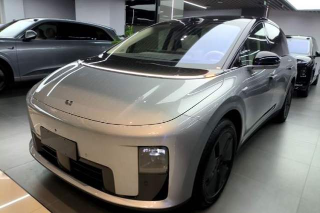 Used Li Auto i8 2025 Model Standard Version