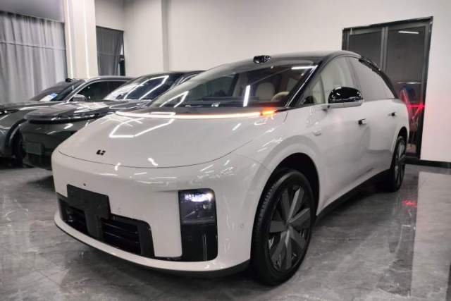 Used Li Auto i8 2025 Model Standard Version