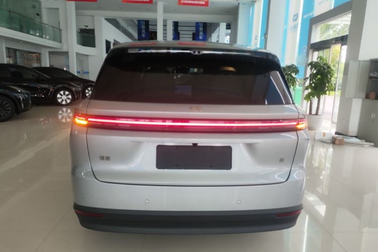 Used Li Auto i8 2025 Model Standard Version Rear