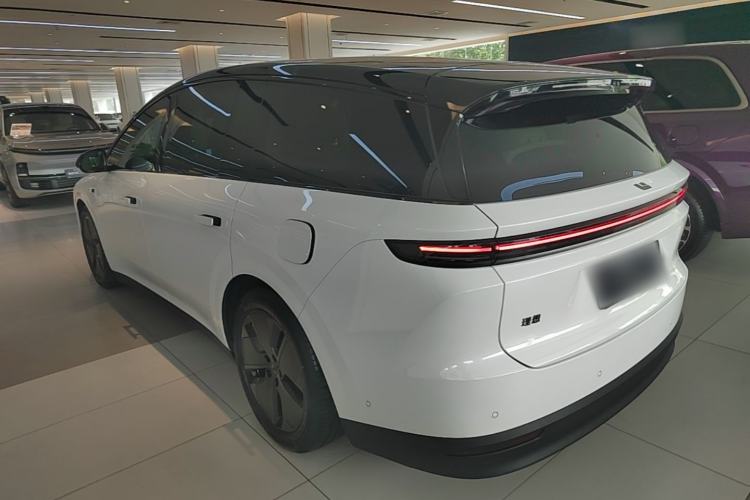 Used Li Auto i8 2025 Model Standard Version Rear Left 45 Deg