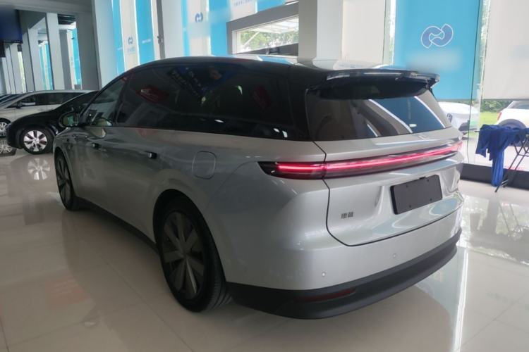 Used Li Auto i8 2025 Model Standard Version Rear Left 45 Deg