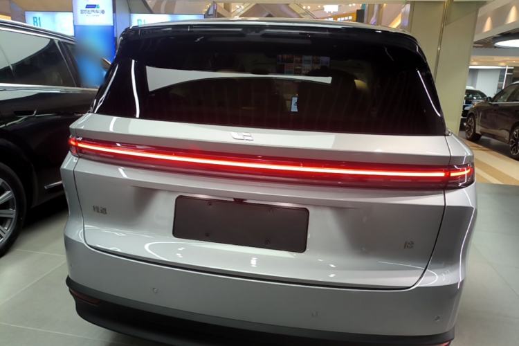 Used Li Auto i8 2025 Model Standard Version Rear