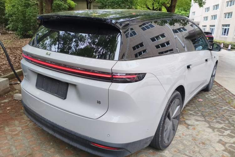 Used Li Auto i8 2025 Model Standard Version Rear Right 45 Deg