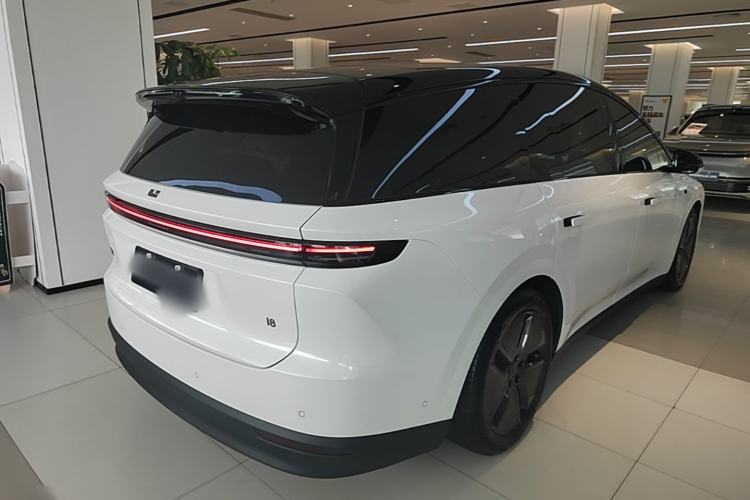 Used Li Auto i8 2025 Model Standard Version Rear Right 45 Deg