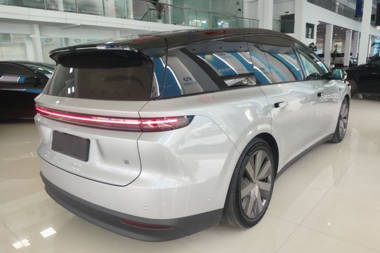 Used Li Auto i8 2025 Model Standard Version Rear Right 45 Deg