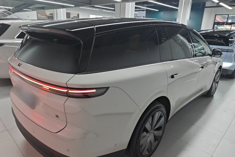 Used Li Auto i8 2025 Model Standard Version Rear Right 45 Deg