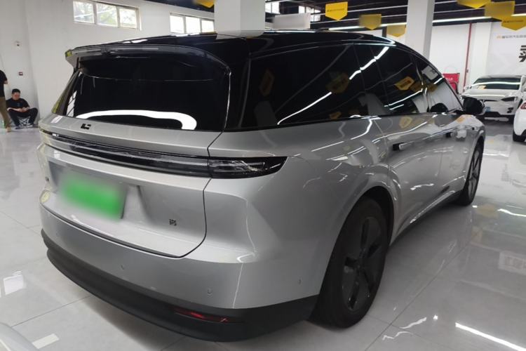 Used Li Auto i8 2025 Model Standard Version Rear Right 45 Deg