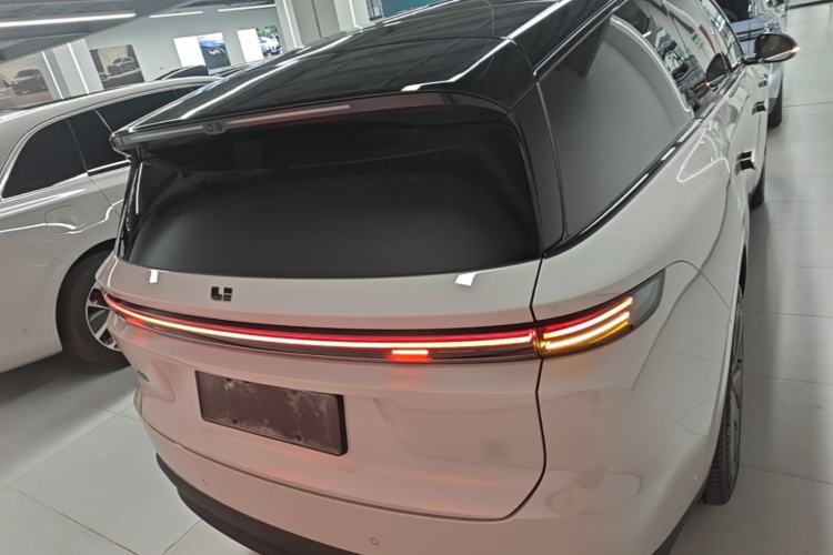 Used Li Auto i8 2025 Model Standard Version Rear