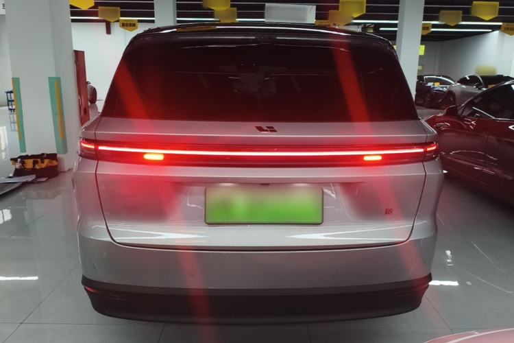 Used Li Auto i8 2025 Model Standard Version Rear