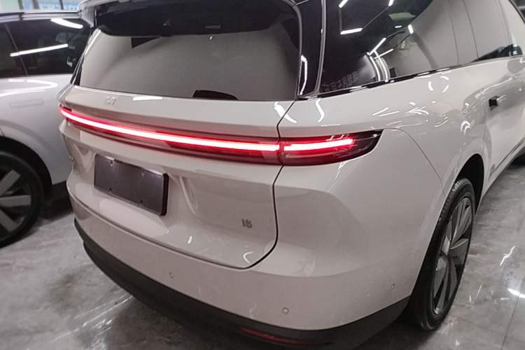 Used Li Auto i8 2025 Model Standard Version Right Rear Taillight