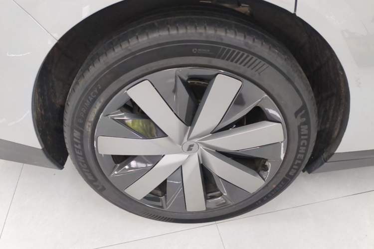 Used Li Auto i8 2025 Model Standard Version Right Rear Wheel Hub
