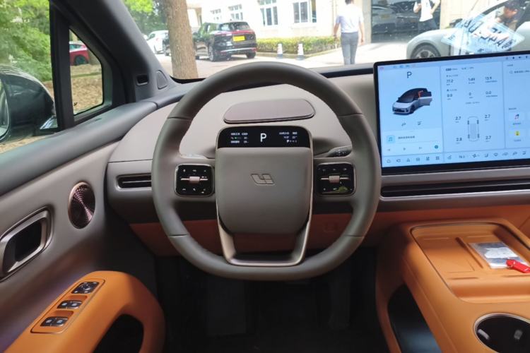 Used Li Auto i8 2025 Model Standard Version Steering Wheel