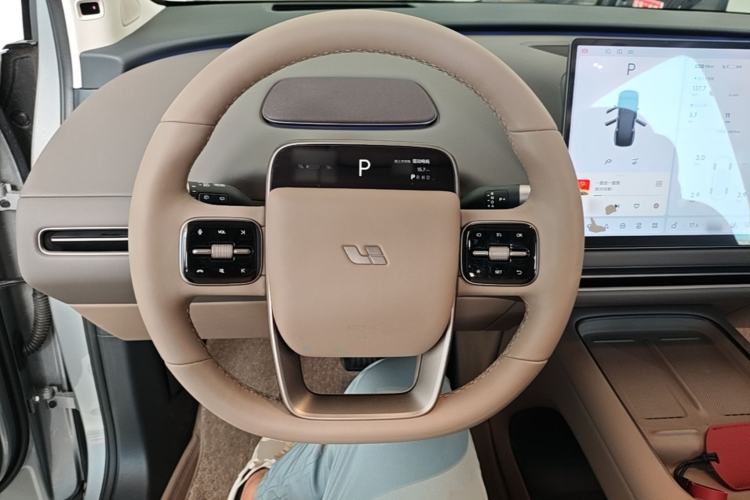 Used Li Auto i8 2025 Model Standard Version Steering Wheel
