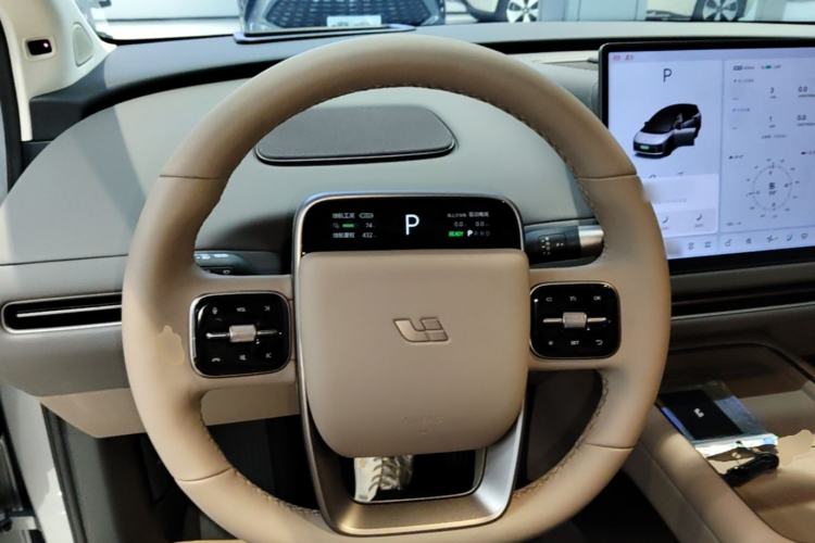 Used Li Auto i8 2025 Model Standard Version Steering Wheel