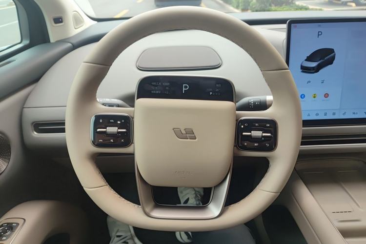Used Li Auto i8 2025 Model Standard Version Steering Wheel