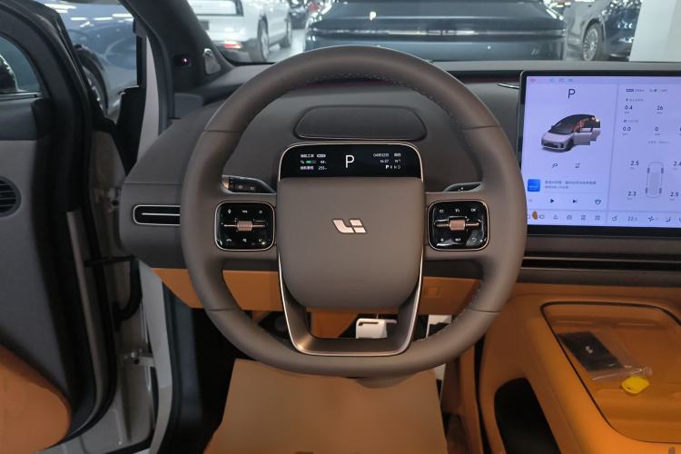 Used Li Auto i8 2025 Model Standard Version Steering Wheel