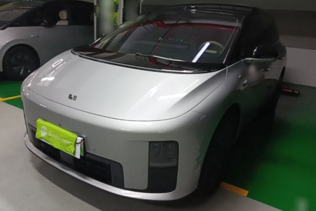 Used Li Auto i8 2025 Model Standard Version