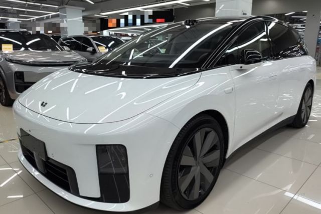 Used Li Auto i8 2025 Model Standard Version