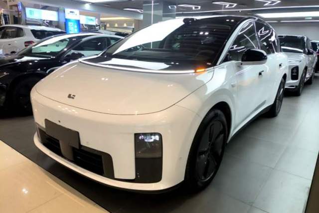 Used Li Auto i8 2025 Model Standard Version
