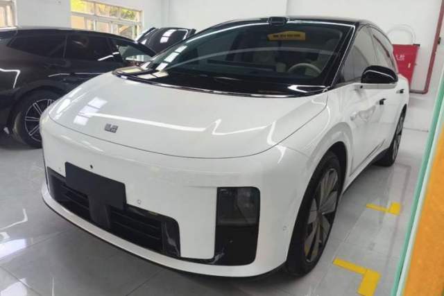 Used Li Auto i8 2025 Model Standard Version