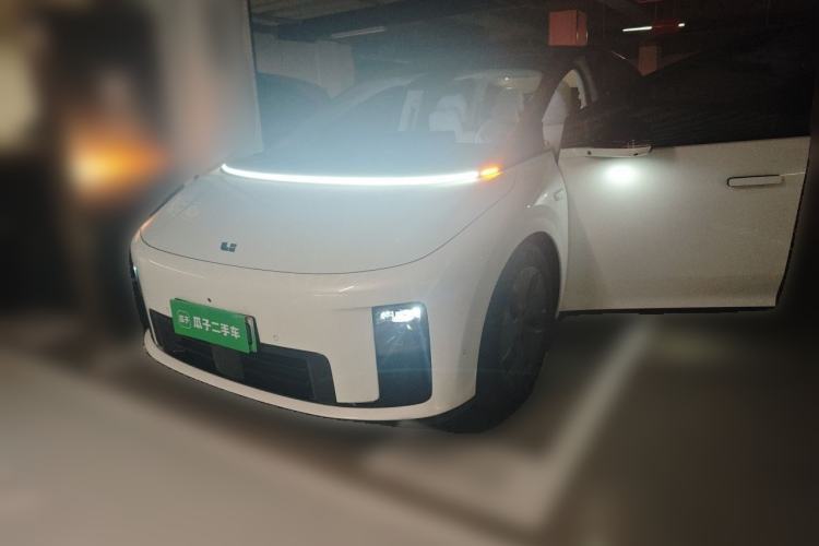 Used Li Auto i8 2025 Model Standard Version Guazi used car, China used car export, Used car for sale, Used cars, Cheapest cars for sale
