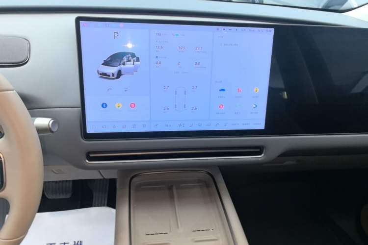 Used Li Auto i8 2025 Model Standard Version Audio And AC Panel