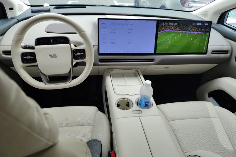 Used Li Auto i8 2025 Model Standard Version Center Console