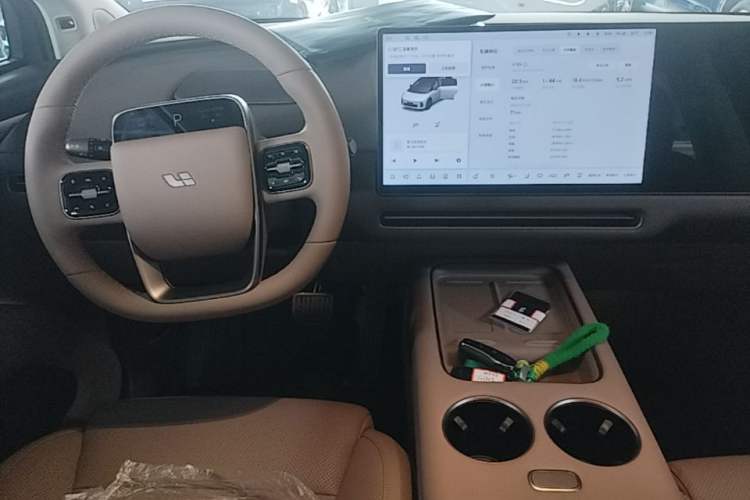 Used Li Auto i8 2025 Model Standard Version Center Console