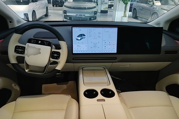Used Li Auto i8 2025 Model Standard Version Center Console