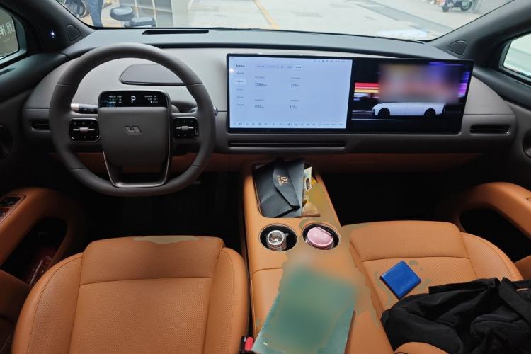Used Li Auto i8 2025 Model Standard Version Center Console