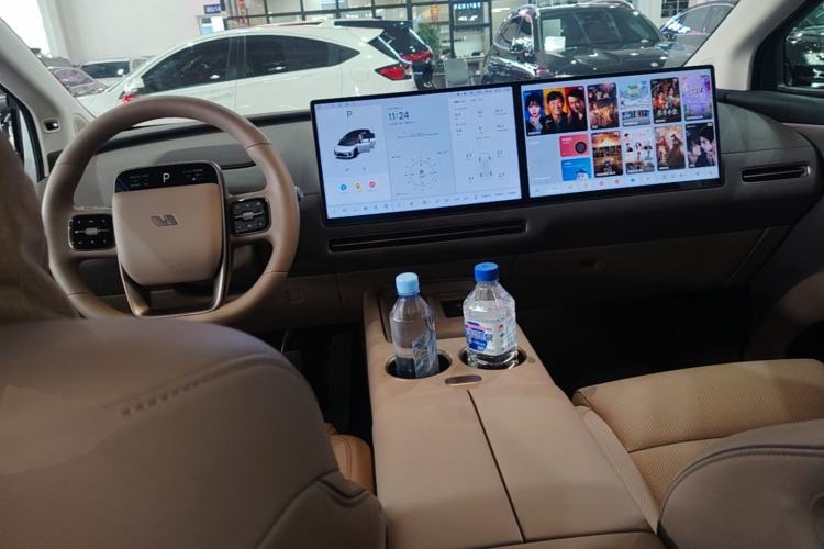 Used Li Auto i8 2025 Model Standard Version Center Console