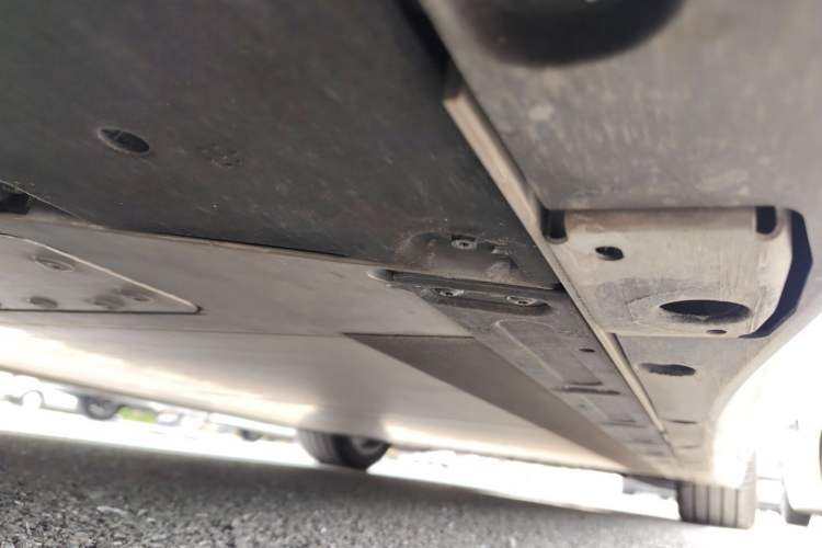 Used Li Auto i8 2025 Model Standard Version Chassis Front Right